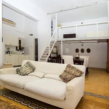 St Julian's Balluta Loft *