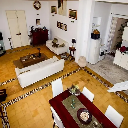 St Julian's Balluta Loft スリーマ